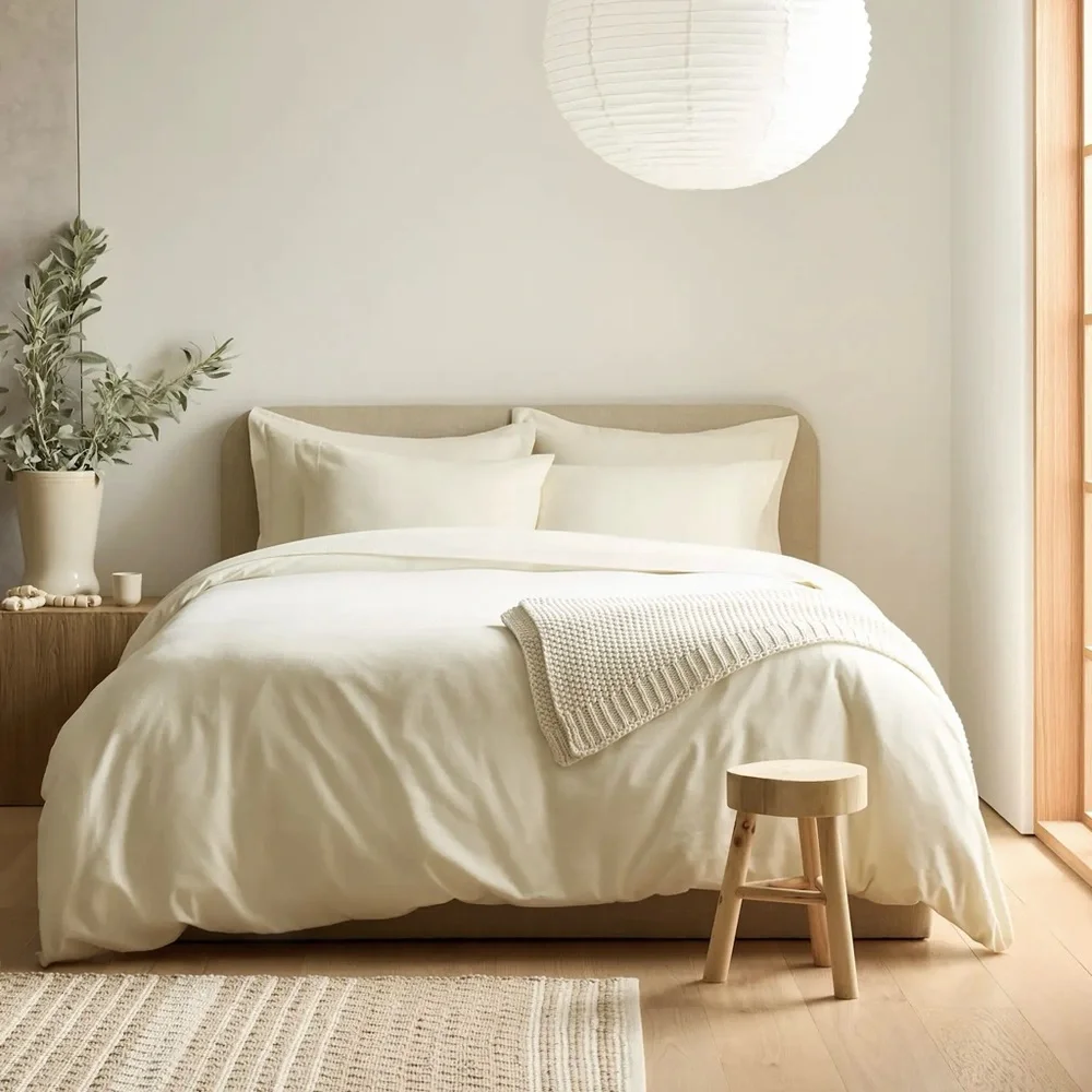 NWT Quince Luxury Organic Flannel Queen Duvet Cover in Ivory